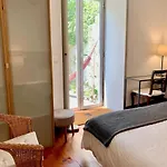 Διαμέρισμα Quiet And Charming - With Yard, Center *