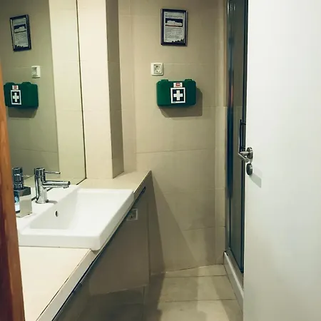 Quiet And Charming - With Yard, Center Apartamento *