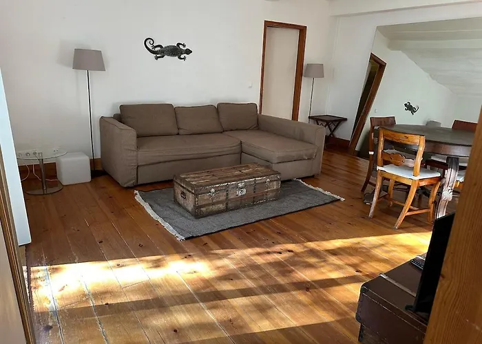 Quiet And Charming - With Yard, Center * Лиссабон