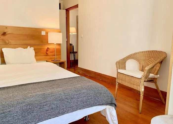 Quiet And Charming - With Yard, Center * Lisboa